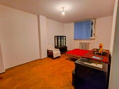 Universitate, apartament 2 camere demisol